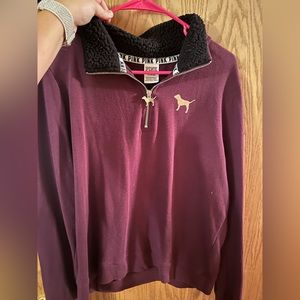 Size Large Victoria’s Secret PINK sweatshirt